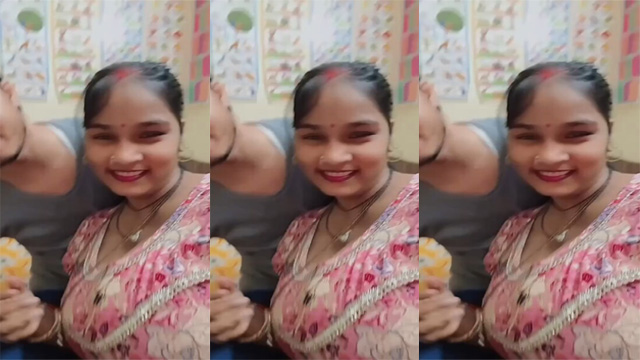 Desi Meauter Bhabi Having Fun